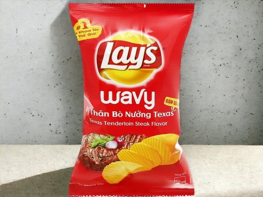 Lay's Wavy Manhattan Steak Chips - 40 Packungen (jeweils 90 g) für Groß- und Einzelhandel